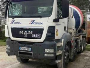 Bétonnière MAN 32.404