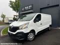 Fourgon avec parois et toit rigide Renault TRAFIC III