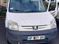 Fourgon avec parois et toit rigide Peugeot Partner