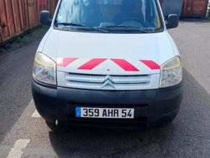 Fourgon avec parois et toit rigide Citroën Berlingo