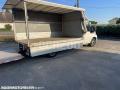 Fourgon avec parois et toit rigide Ford Transit