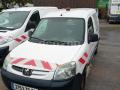 Fourgon avec parois et toit rigide Peugeot Partner