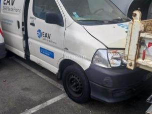 Fourgon avec parois et toit rigide Toyota HI-ACE