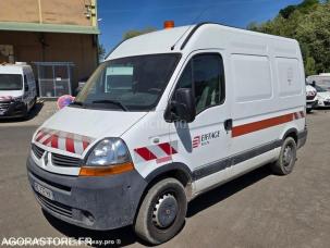 Fourgon avec parois et toit rigide Renault MASTER II