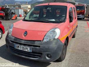Fourgon avec parois et toit rigide Renault Kangoo