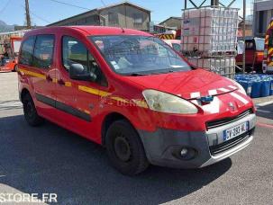 Fourgon avec parois et toit rigide Peugeot Partner