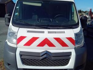 Fourgon avec parois et toit rigide Citroën Jumper