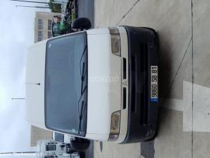 Fourgon avec parois et toit rigide Citroën Jumper