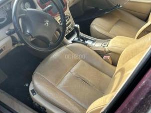 Autocar Peugeot 607
