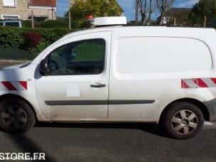 Fourgon avec parois et toit rigide Renault Kangoo