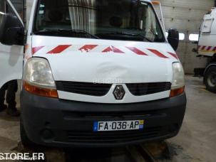 Fourgon avec parois et toit rigide Renault Master