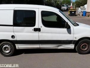 Fourgon avec parois et toit rigide Citroën Berlingo