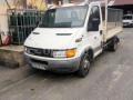 Fourgon avec parois et toit rigide Iveco