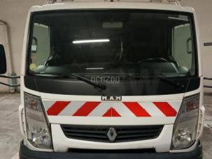 Fourgon avec parois et toit rigide Renault Maxity