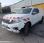Fourgon avec parois et toit rigide Nissan NP300