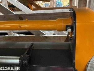 Broyeur de branches Rousseau REL 245