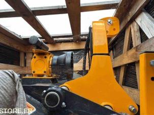 Broyeur de branches Rousseau REL 160