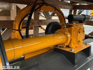 Broyeur de branches Rousseau REL 160
