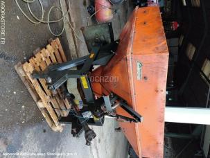 Distributeur d'engrais nc