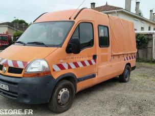 Fourgon avec parois et toit rigide Renault Master