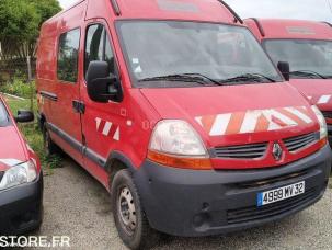 Fourgon avec parois et toit rigide Renault Master