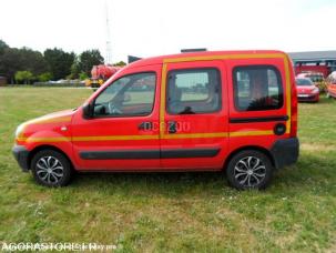 Fourgon avec parois et toit rigide Renault Kangoo