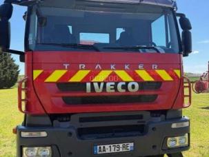 Citerne à produits chimiques Iveco 260T36