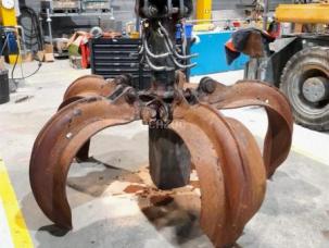  Liebherr            