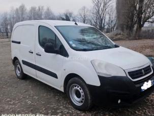 Fourgon avec parois et toit rigide Peugeot Partner