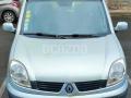 Fourgon avec parois et toit rigide Renault Kangoo
