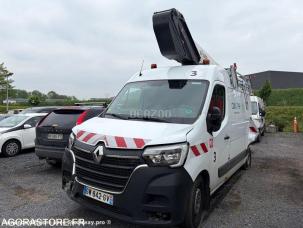 Fourgon avec parois et toit rigide Renault MASTER RT