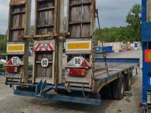 Porte-engins Castera