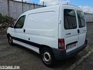 Fourgon avec parois et toit rigide Citroën Berlingo