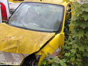 Fourgon avec parois et toit rigide nc BERLINGO