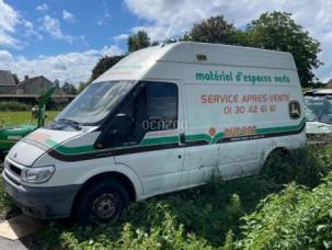 Fourgon avec parois et toit rigide Ford Transit