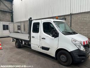 Fourgon avec parois et toit rigide Renault Master