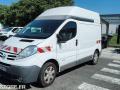 Fourgon avec parois et toit rigide Nissan M