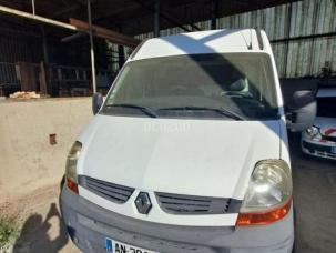 Fourgon avec parois et toit rigide Renault Master