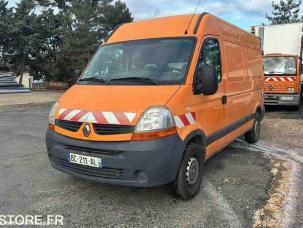Fourgon avec parois et toit rigide Renault Master