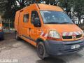 Fourgon avec parois et toit rigide Renault Master