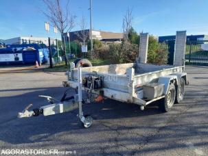 Fourgon bâché avec parois rigides Moiroud EC0350