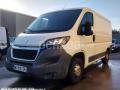 Fourgon avec parois et toit rigide Peugeot Boxer