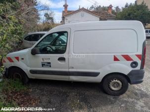 Fourgon avec parois et toit rigide Renault Kangoo