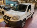 Fourgon avec parois et toit rigide Fiat DOBLO