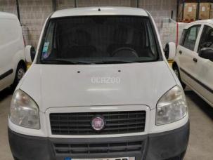 Fourgon avec parois et toit rigide Fiat DOBLO