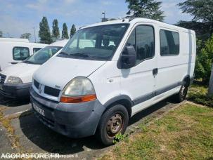 Fourgon avec parois et toit rigide Renault Master