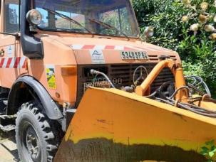 Benne basculante de chantier et de TP Unimog UNIMOG