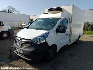 Fourgon avec parois et toit rigide Opel Vivaro