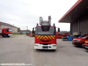  Renault             MIDLUM