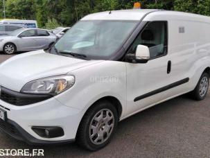 Fourgon avec parois et toit rigide Fiat DOBLO